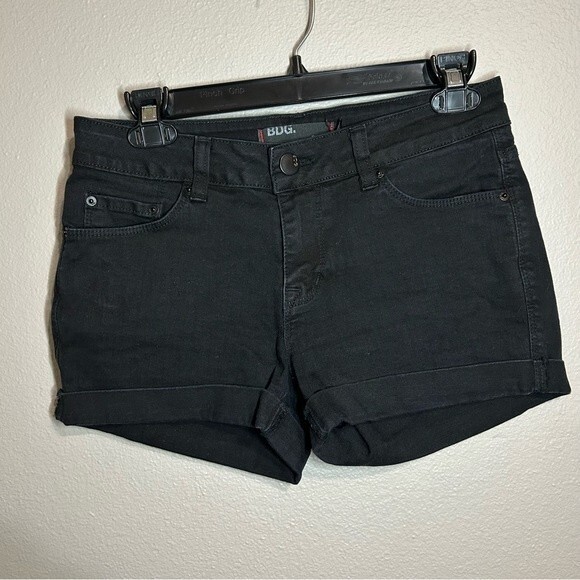 Urban Outfitters BDG Shortie black cuffed short shorts women's size 27 - Picture 1 of 3